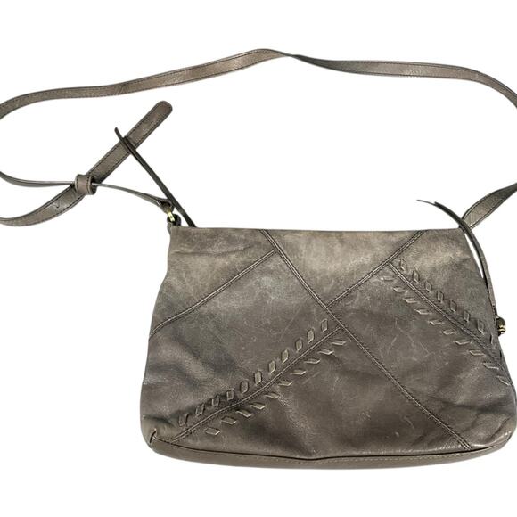 HOBO Leather Crossbody Bag Taupe Gray Whipstitch Adjustable Strap Boho Travel - Picture 8 of 10